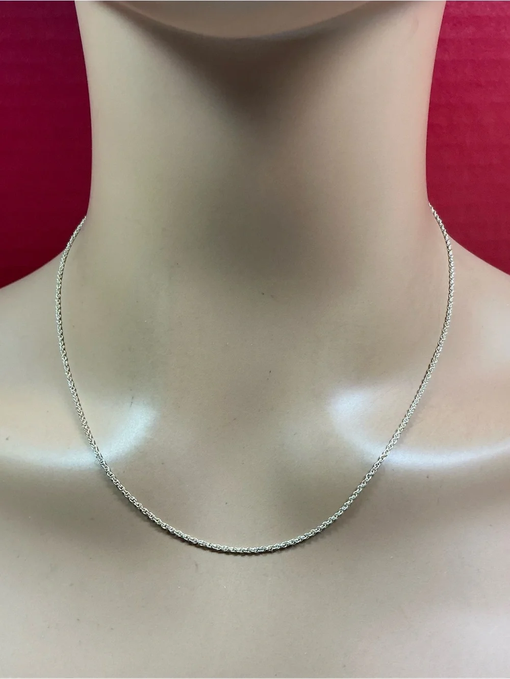 Sterling Silver Italian Double Links Petite Necklace. 18 inches long